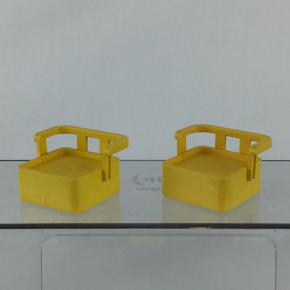 Vintage‎ LEGO Duplo Figures Square Base Lot 9pc Toddler People Dog Chairs Desk